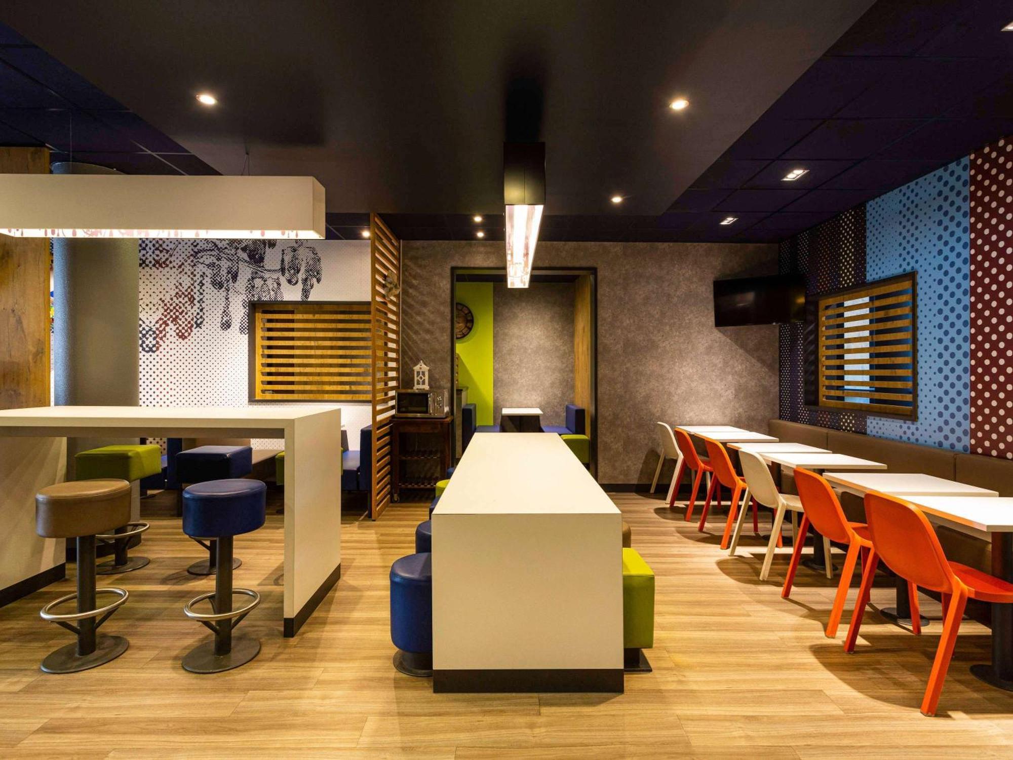 Ibis Budget Bordeaux Centre - Gare Saint Jean Exterior foto