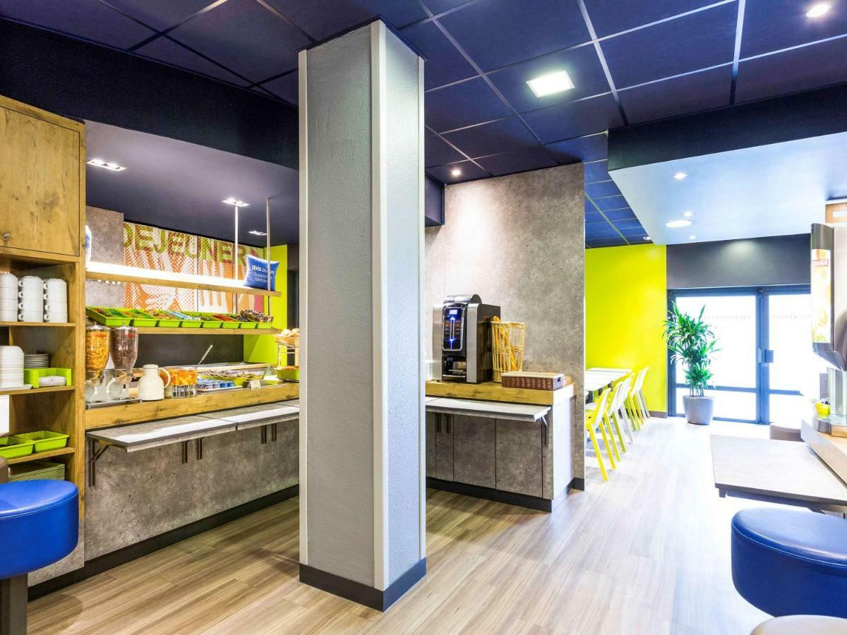 Ibis Budget Bordeaux Centre - Gare Saint Jean Exterior foto